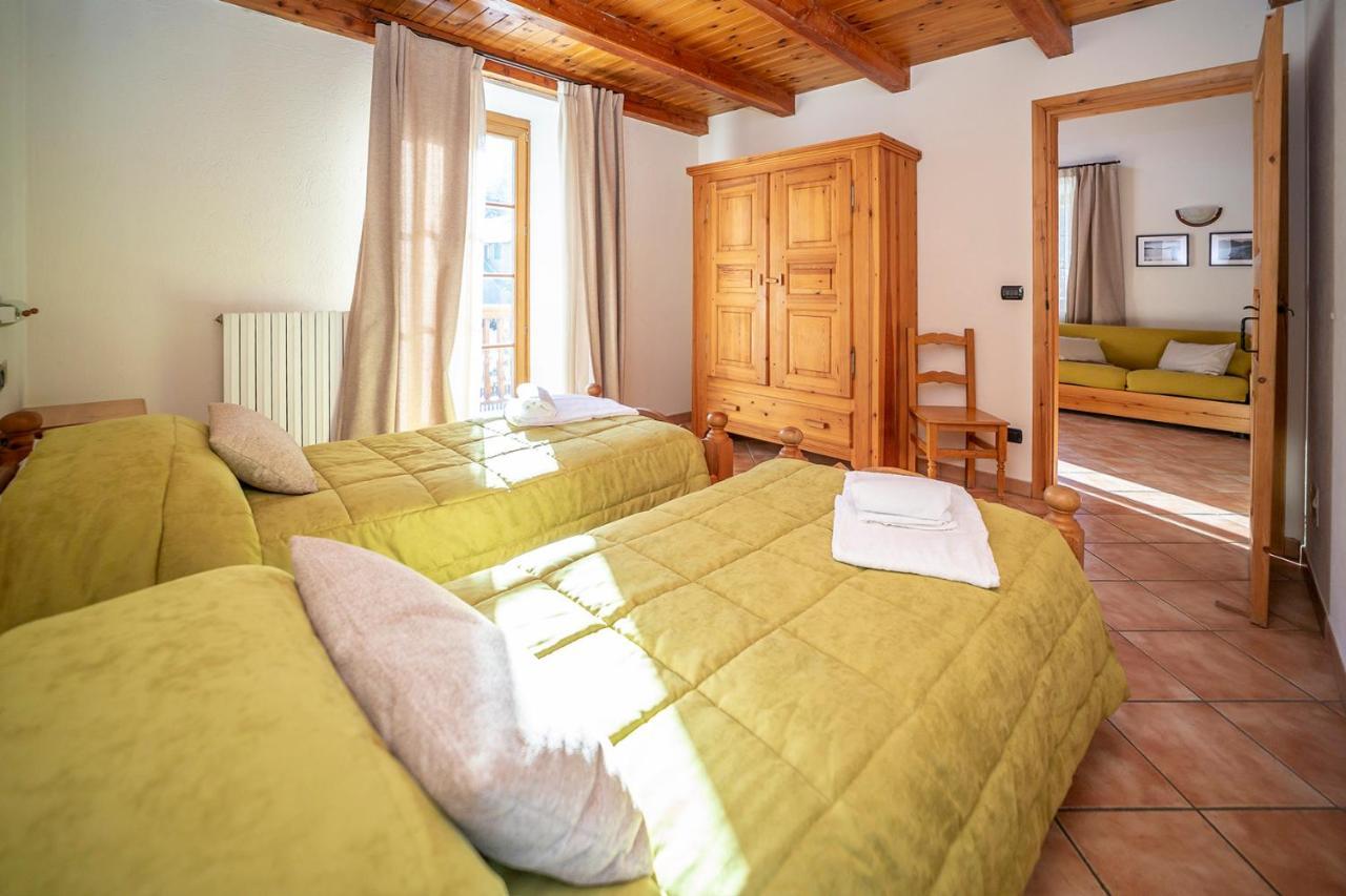 Residence Cascina Genzianella Oulx Eksteriør billede
